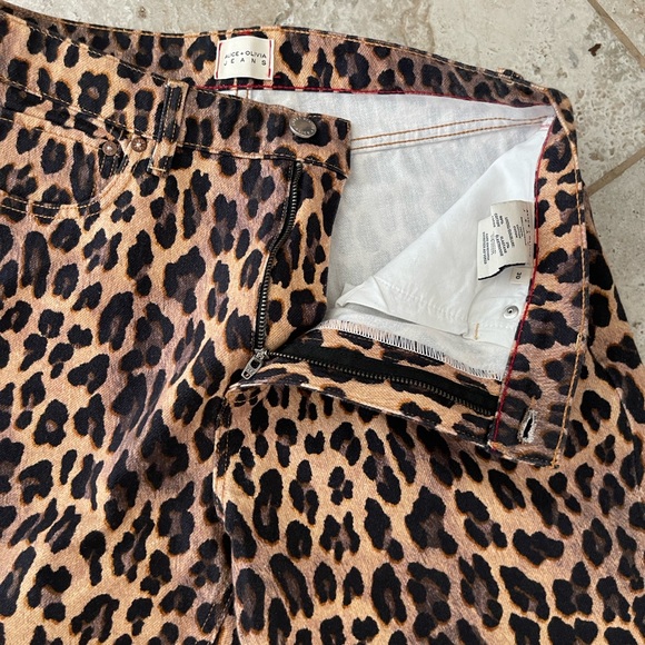 Alice + Olivia Leopard animal print high rise wide leg full length Jean size 30 - Picture 9 of 16